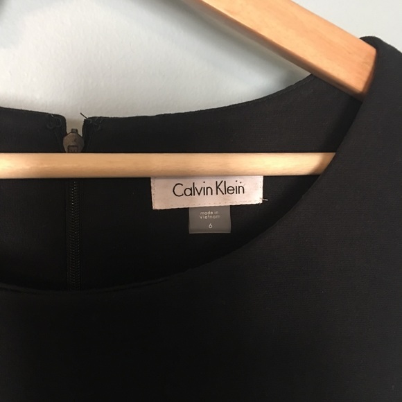 Calvin Klein timeless black dress - Picture 5 of 5